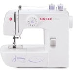 Máquina de Costura SINGER Start 1306 Branca 6 Pontos Automática Braço Livre Máquina de Costura SINGER Start 1306 Branca 6 Pontos Automática Braço Livre