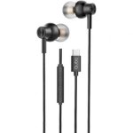 Auriculares Qubo AU-300C com cabo USB-C Microfone e controlo de volume Preto