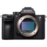 Appareil photo Mirrorless Sony Alpha 7R III Boîtier 42,4MP 7952x4472 Sensor Full-Frame WiFi Bluetooth