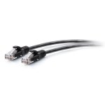 Cable de red Cat6a UTP delgado con protección antienganche C2G de 0,3 m - Negro