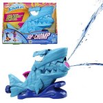 Wassersprinkler Nerf Super Soaker Hop & Chomp Hai, 2 rotierende Düsen, beweglicher Kiefer, Schlauchanschluss, Außen-Spielzeug