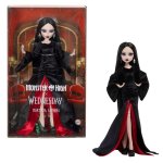 Muñeca Mattel Monster High Morticia Addams con vestido de terciopelo