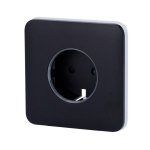 Copertura frontale Ajax SoloCover nera per presa smart
