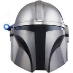 Replica del casco elettronico Hasbro The Mandalorian