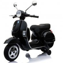 Mota Elétrica Vespa Clássica com Licença Piaggio 12V Preta en PcComponentes