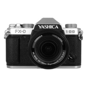 Cámara Compacta Yashica FX-D 100 13MP Zoom Óptico 3x Pantalla 2.8" Negra