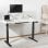 Scrivania Sit/Stand motorizzata Kimex 180x75 cm, altezza 62-128 cm, piano bianco/base nera, collegata