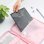 Capa para tablet Pusheen Moments com proteção em poliéster e design exclusivo