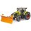Tractor BRUDER Claas Axion 950 con Cadenas para Nieve y Pala Quitanieves
