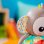Sonoro Musical Bright Starts Grab & Giggle Monkey com Mais de 20 Sons e Luminoso