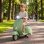 Moto eléctrica infantil Aiyaplay Vespa Licencia Oficial Ruedines Desmontables Verde