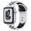 Apple Watch Nike SE GPS 44mm Alumínio em Prateado Bracelete Nike Sport Platina Pura/Preta