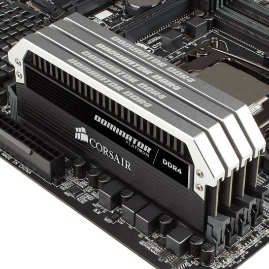 Corsair Dominator Platinum DDR4 3200 PC4-25600 32GB 2x16GB CL16