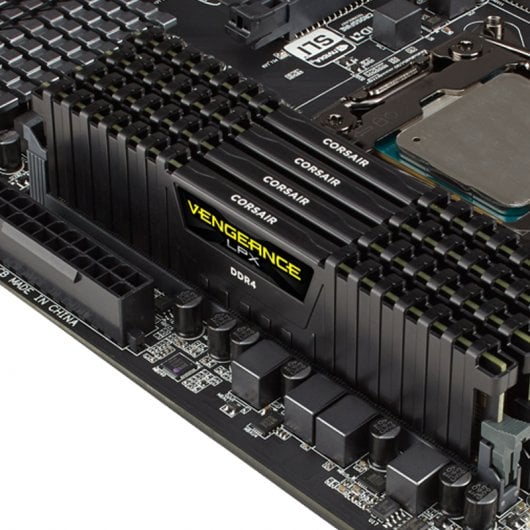 Corsair Vengeance LPX, 16GB, DDR4 Speichermodul 2 x 8 GB 2133 MHz