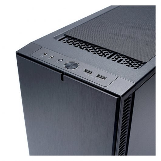 Fractal Design Define C con Ventana  Negra