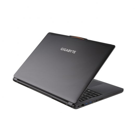 Gigabyte P35X v6 i7-6700HQ/16GB/1TB+ SSD 256GB/GTX1070/15.6"