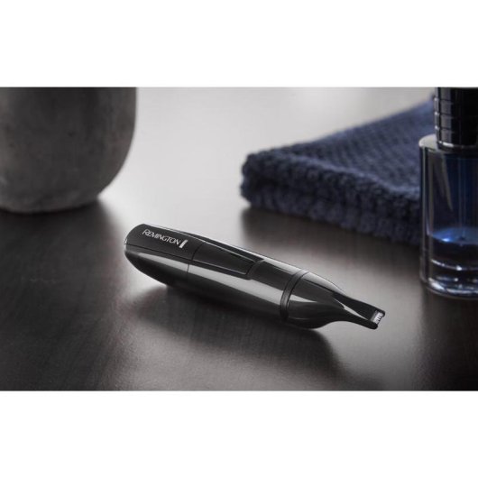 Máquina de Cortar Nariz e Orelha Remington NE3150 Sem Fios Aço Inoxidável Resistente à Água