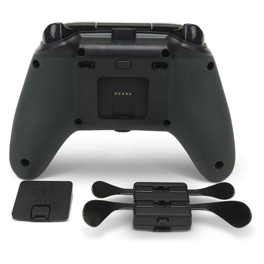 Alimenta un controller cablato Fusion Pro 2 per Xbox Series X/S/Xbox One/PC
