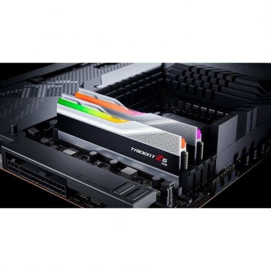 G.Skill Trident Z5 RGB DDR5 5600 MHz 32 Go 2x16 Go CL40