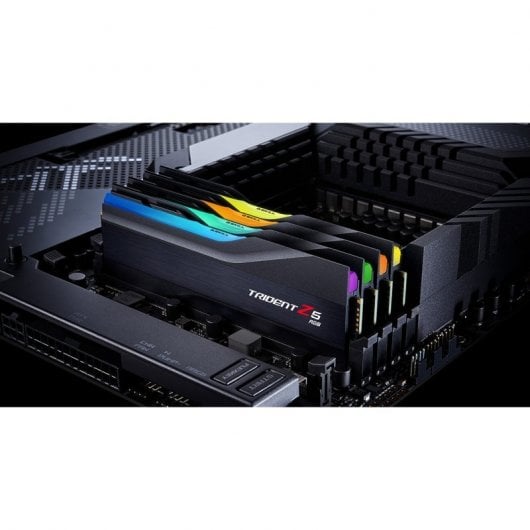 G.Skill Trident Z5 RGB DDR5 5600 MHz 32 Go 2x16 Go CL40