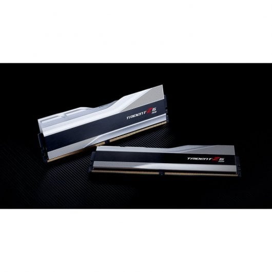 G.Skill Trident Z5 RGB Argent DDR5 5600 MHz 32 Go 2x16 Go CL36
