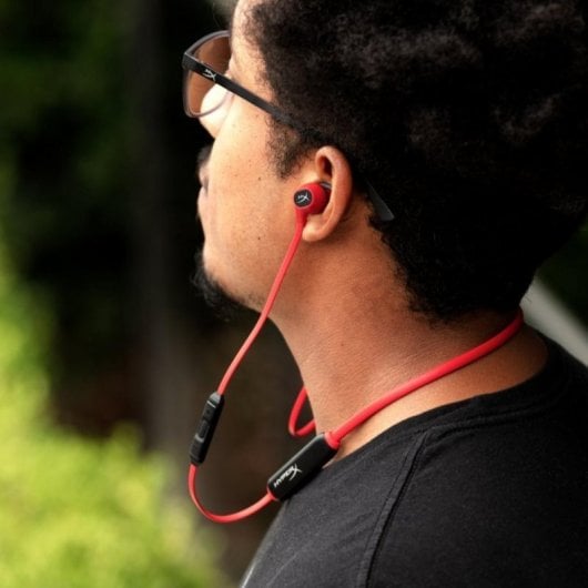 Auriculaires HyperX Cloud Buds sans fil Bluetooth pour musique et appels, micro-câble, rouge/noir