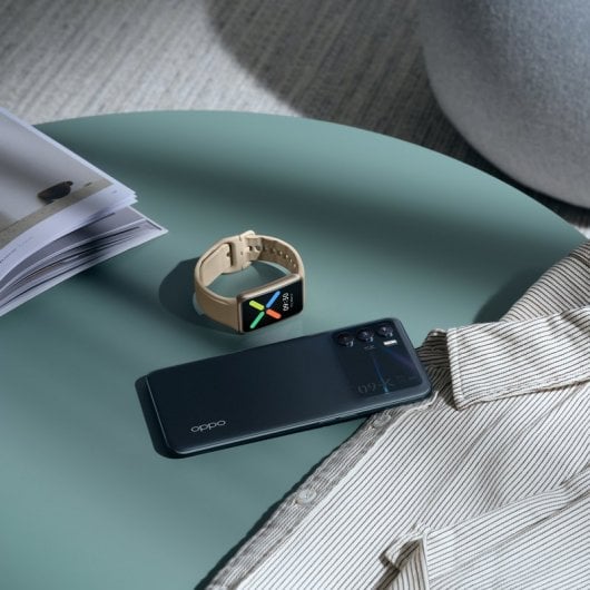 OPPO Watch Free Vanilla Smartwatch