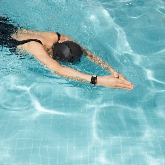 Oppo Watch Free Bluetooth 46mm AMOLED Or Taille Unique Étanche 5ATM SpO2 Pulsomètre