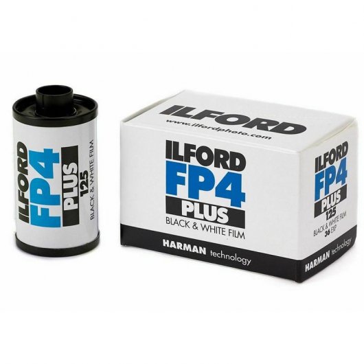 Ilford FP4 Plus Filme Fotográfico Branco e Preto 135/36