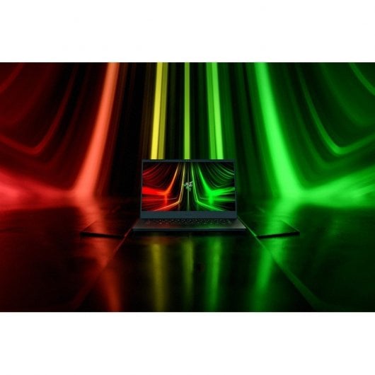 Razer Blade 14 165Hz AMD Ryzen 9 6900HX/16GB/1TB SSD/RTX 3070Ti/14"