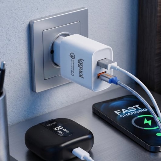 Mobiele oplader Iggual 2xUSB Quickcharge 3.0 30W wit