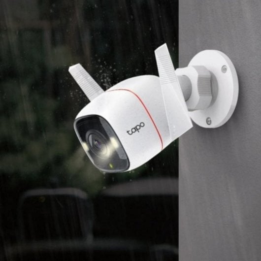 Cámara IP TP-Link Tapo C320WS 2K QHD con visión nocturna a color, detección avanzada y alta conectividad