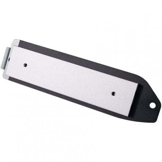 Cover SSD PNY XLR8 con dissipatore di calore integrato progettata per adattarsi a PS5