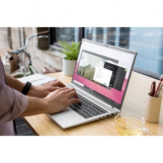 HP EliteBook 850 G8 Intel Core i5-1135G7/8GB/256GB SSD/15.6"