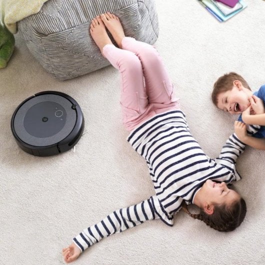 Aspirateur robot iRobot Roomba i3 Wi-Fi