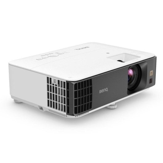Beamer BenQ TK700 4K UHD 3200 Lumen 150" Lampe DLP Gaming HDR 3D
