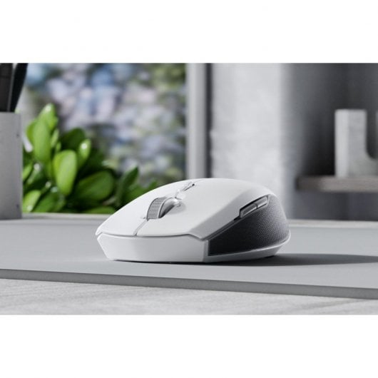 Razer Pro Click Mini Mouse ambidestro RF Wireless + Bluetooth ottico 12000 DPI Bianco