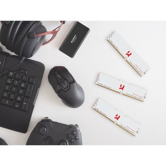 GoodRam IRDM PRO DDR4 Purpurweiß 3600 MHz 8 GB CL18