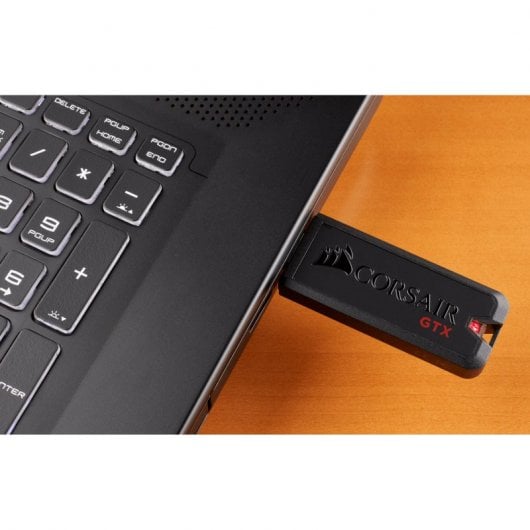 Corsair Flash Voyager GTX 256 GB USB 3.2 Nero