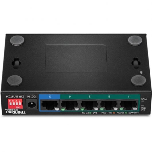 Trendnet TPE-TG51g Switch 1 Porta RJ-45 Gigabit + 4 Portas RJ-45 Gigabit PoE+ 60W