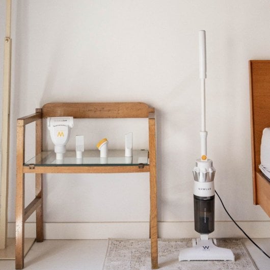 Newlux Aspirador Vertical Com Fio 800W Branco + Acessórios para Animais de Estimação