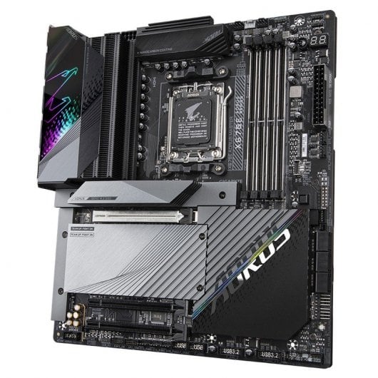 Gigabyte X670E AORUS MASTER