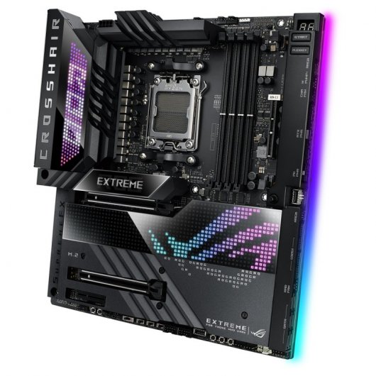 ASUS ROG CROSSHAIR X670E EXTREME