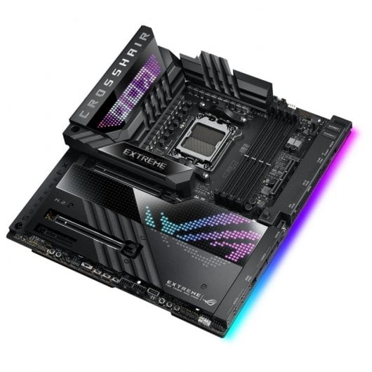 ASUS ROG CROSSHAIR X670E EXTREME