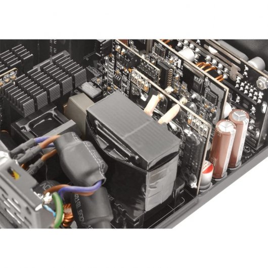 Thermaltake Toughpower GF 3 1200W PCIe Gen 5.0 80 Plus Gold Vollmodular