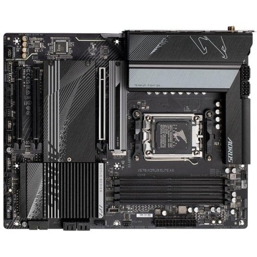 Carte mère Gigabyte X670 AORUS ELITE AX X670 Socket AM5 DDR5 ATX WiFi 6E 2.5GbE M.2 RAID
