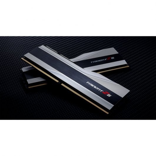 G.Skill Trident Z5 Argent DDR5 6400 MHz 32 Go 2x16 Go CL32