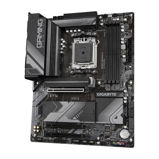 Gigabyte B650 GAMING X