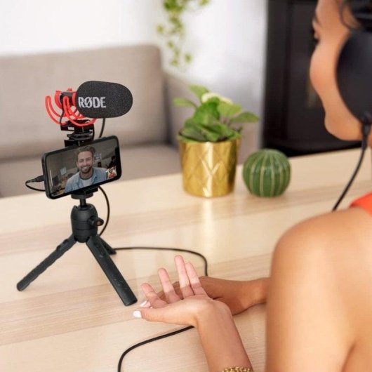Microphone Rode VideoMic GO II USB supercardioïde ultra-léger avec support antichoc