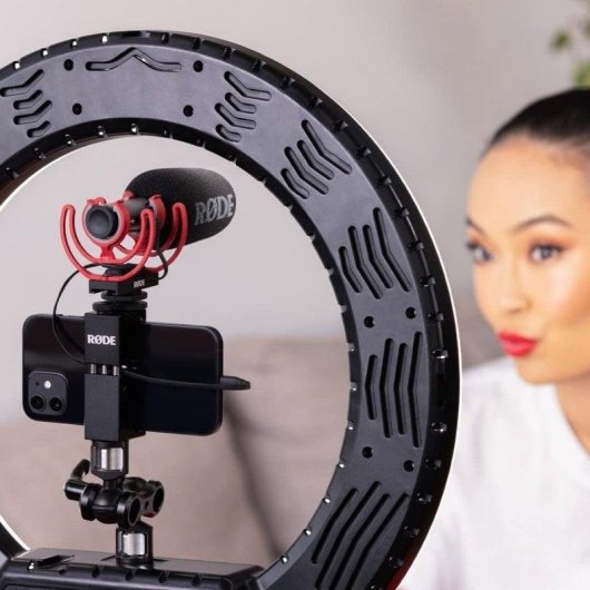Microphone Rode VideoMic GO II USB supercardioïde ultra-léger avec support antichoc